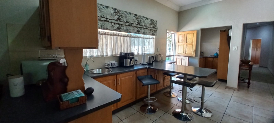 3 Bedroom Property for Sale in Roosheuwel North West